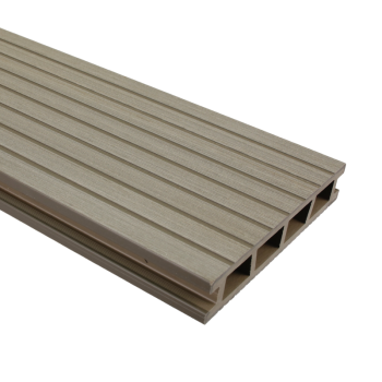 BERGDECK SKANDYNAWIA Gran kompozit burkolat, csiszolt 240 × 15 × 2,5 cm